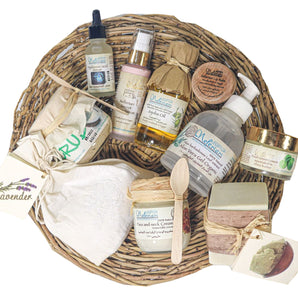 Queen’s Basket – Natural Beauty Gift Set